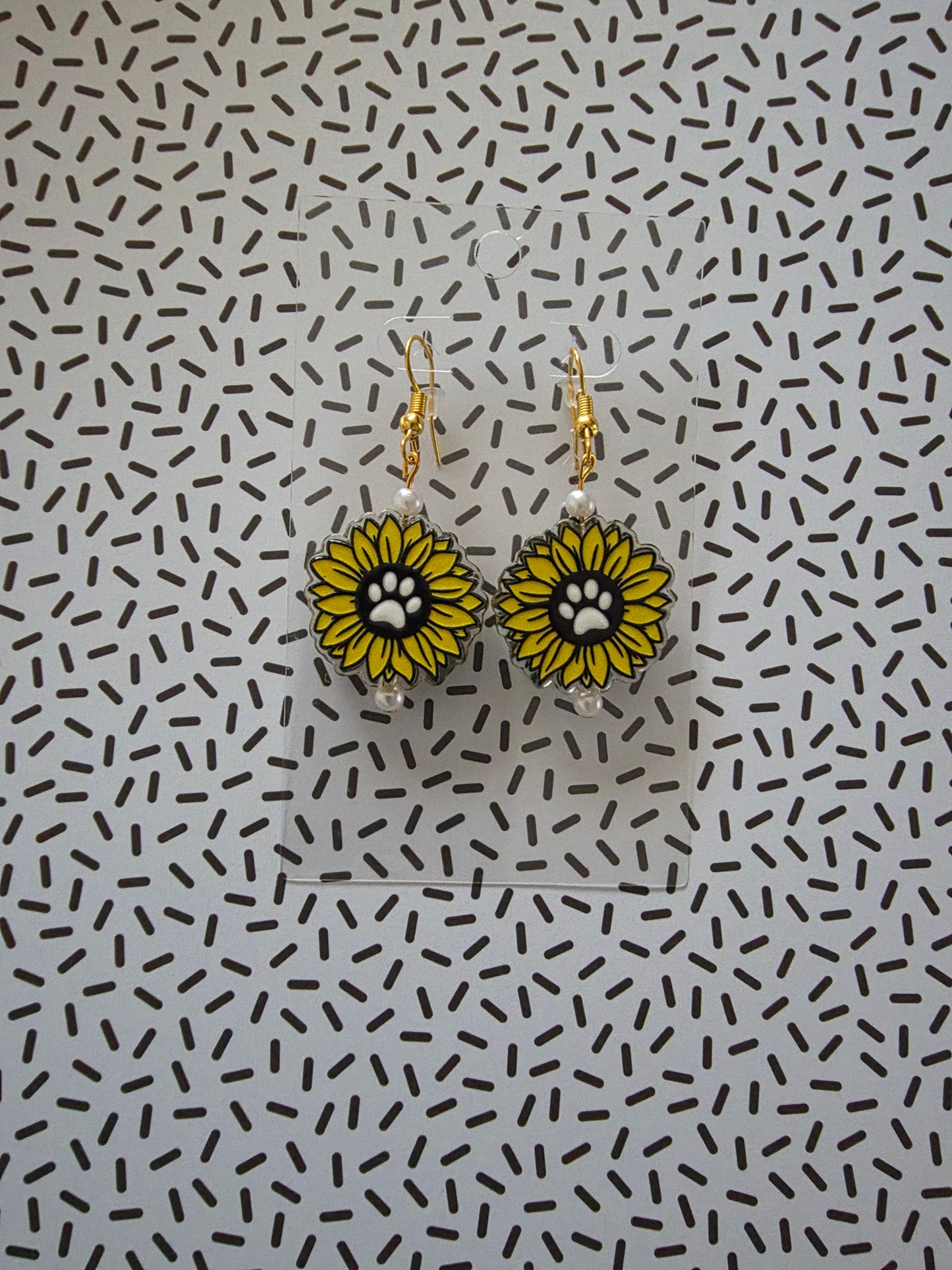 Sunflower with pawprint